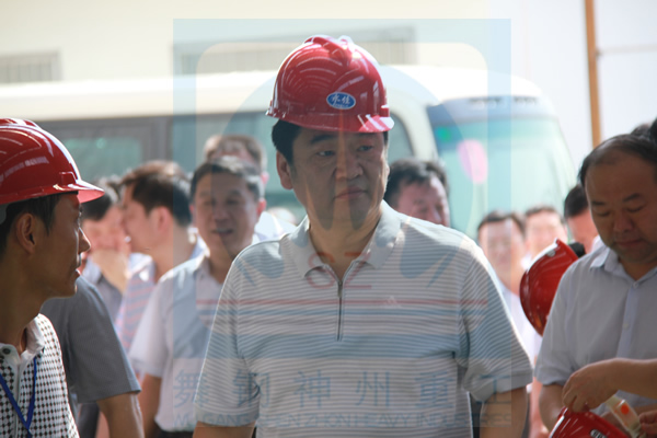 平頂山市委書(shū)記陳建生來(lái)神州重工視察工作